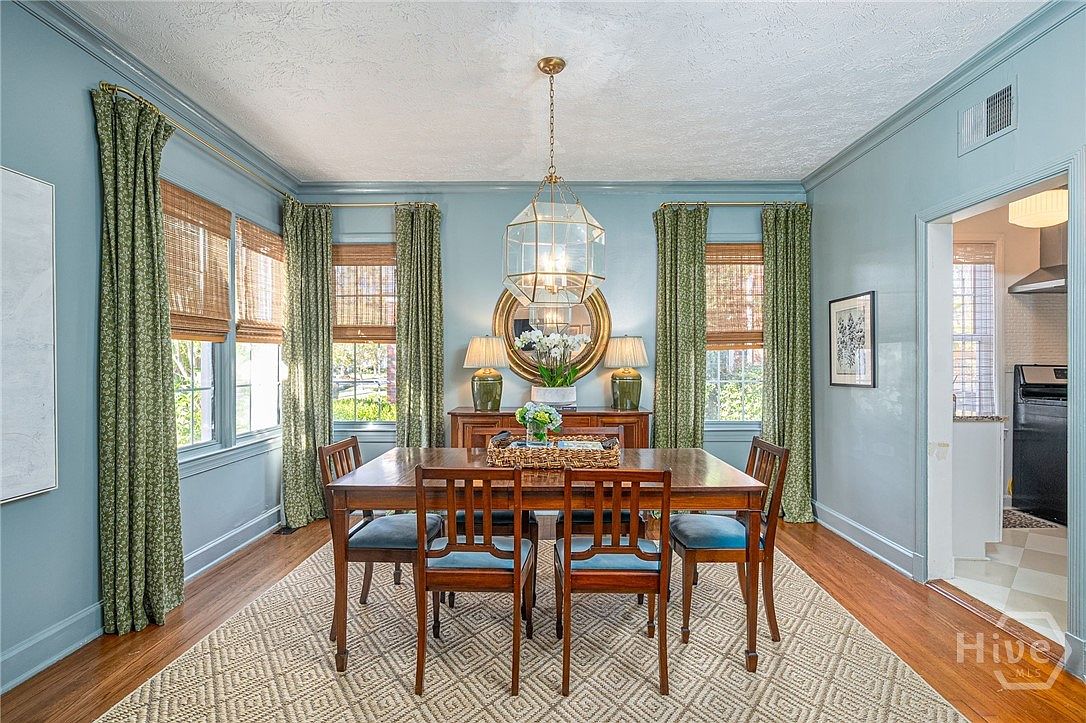 トップス #HOUSESET E50 E953 520 E 53rd Street, Savannah, GA 31405 | MLS #SA342972 | Zillow
