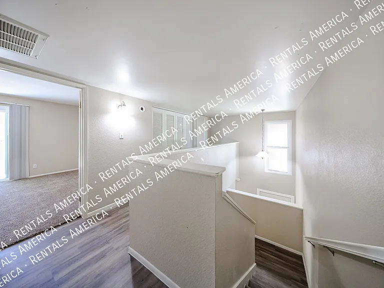 4555 W Continental Dr — Photo 23