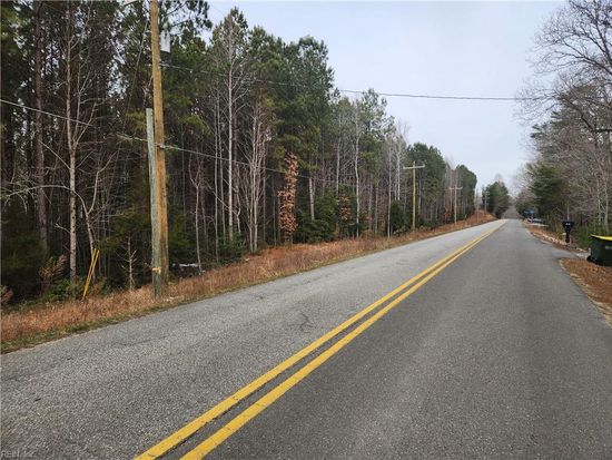 41 Davenport Rd, Gloucester, VA 23061