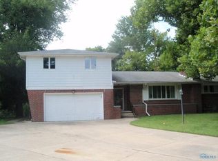 1517 Cherry Valley Rd, Toledo, OH 43607