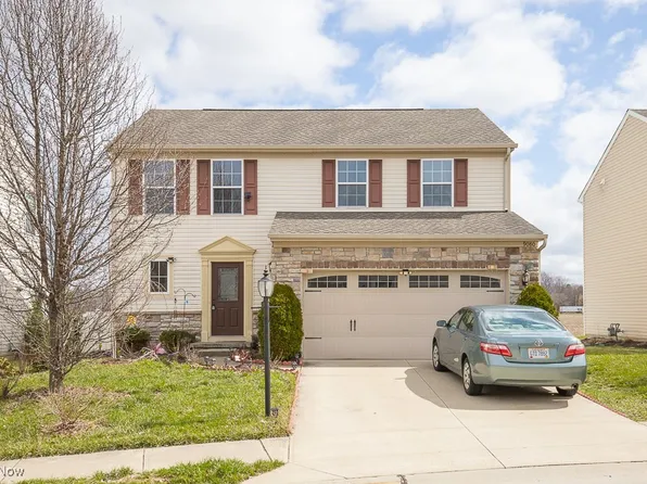 9080 Stonegate Cir, North Ridgeville, OH 44039