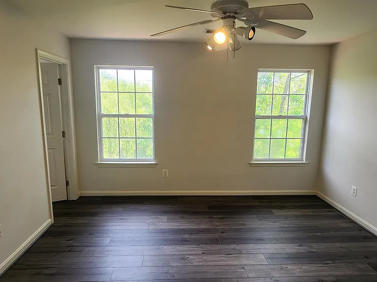45512 Lakemont Sq — Photo 9