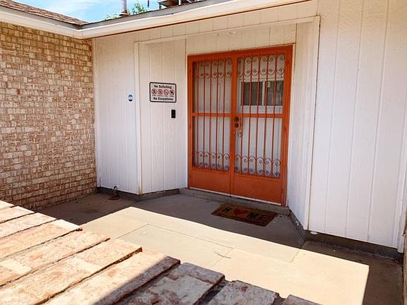 3rd image of 10629 Holmes Dr