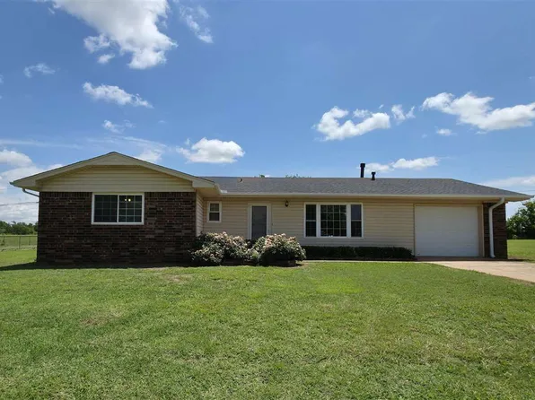 1114 Rose Ter, Perry, OK 73077