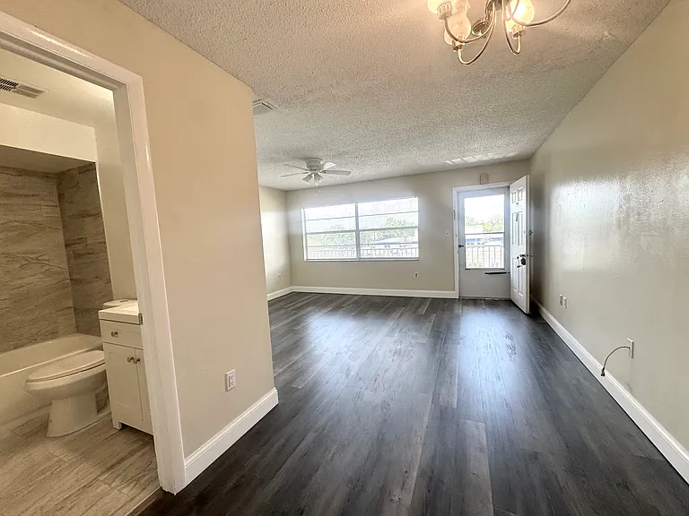 5060 76th Ave N #309 — Photo 23