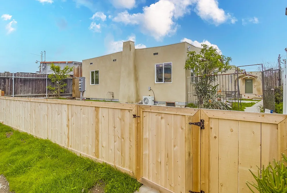 2 bed, 640 sqft, $2,975 — Photo 3