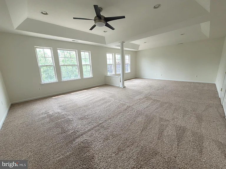 35 Tudor Ct — Photo 21