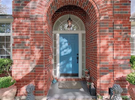 4th image of 2602 Little Elm Trl