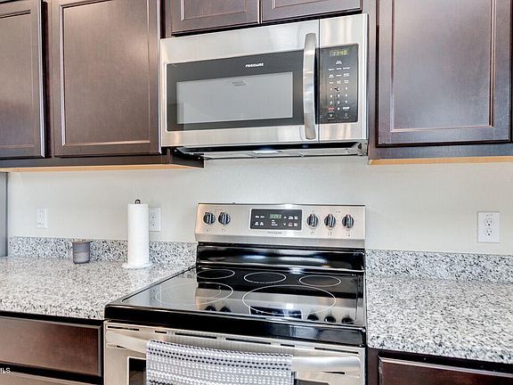 5th image of 17164 N Moreno Pl
