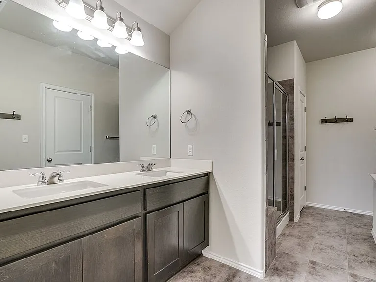 3401 Pauling Loop — Photo 9