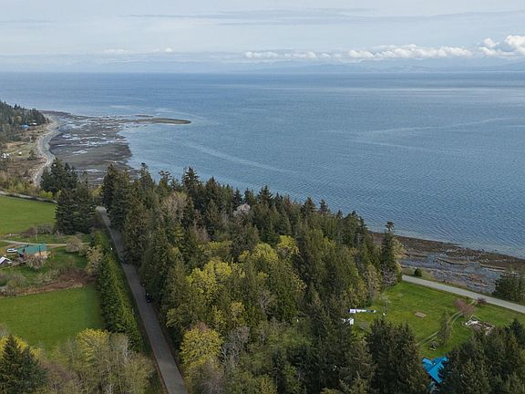 4th image of East Rd