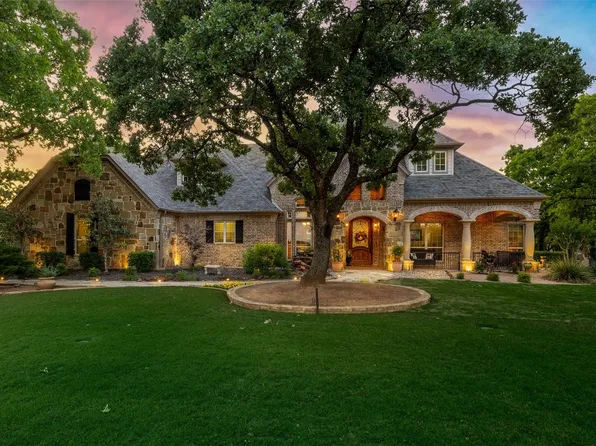 7201 Diamond Oaks Dr, Mansfield, TX 76063