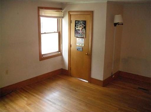 2nd image of 6 Grove St