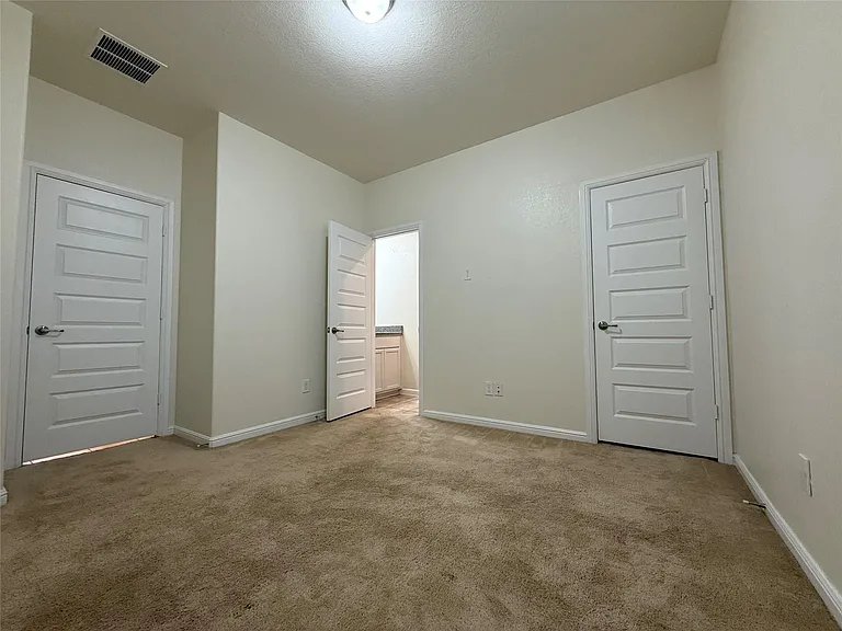 5522 Carlisle Ave — Photo 8