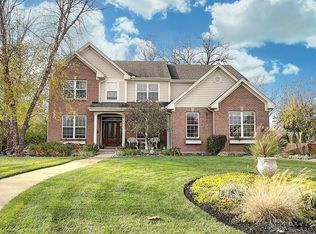 5435 Renaissance Park Dr, Franklin, OH 45005