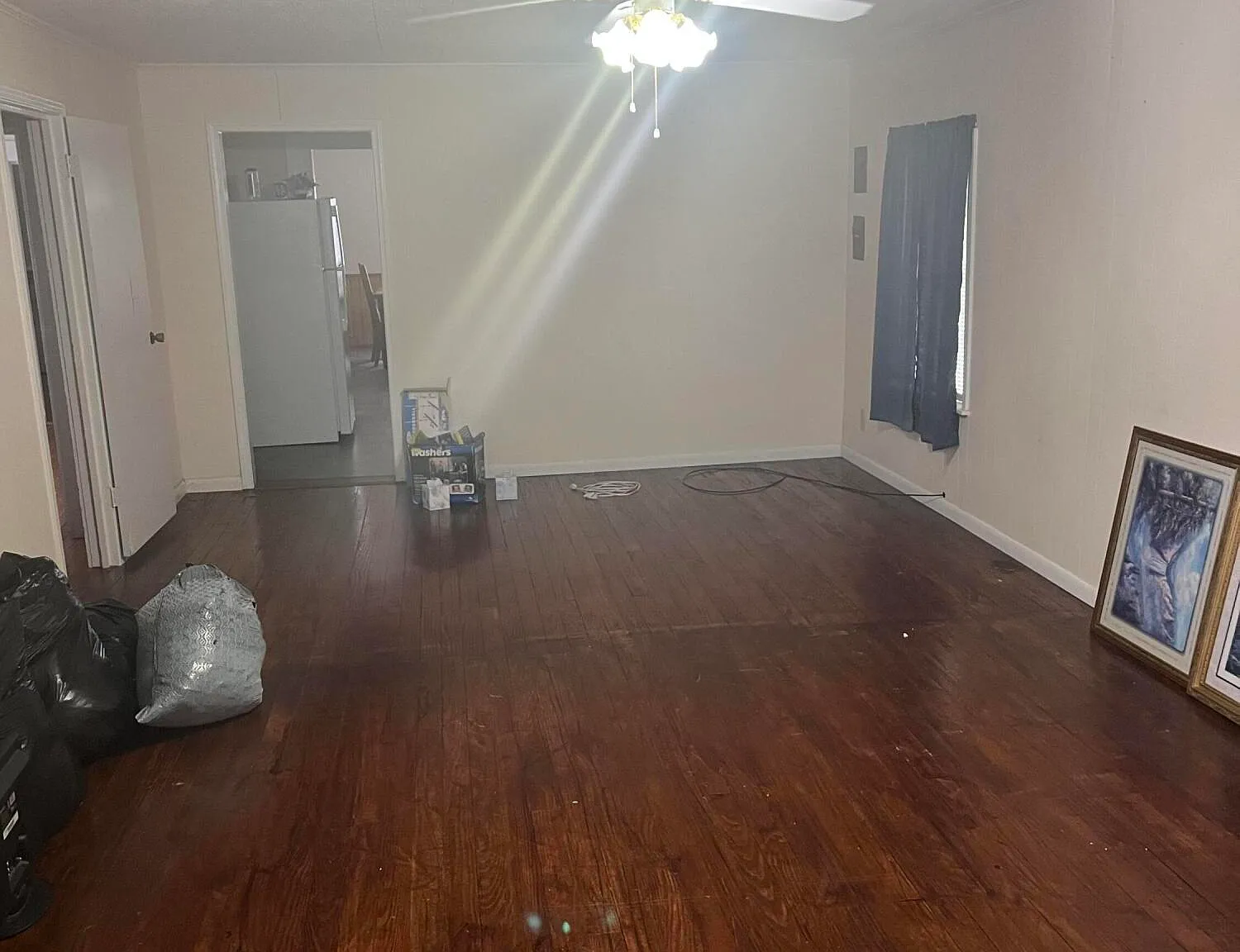 2 bed, 1.0 bath, 1000 sqft, $1,000 — Photo 2