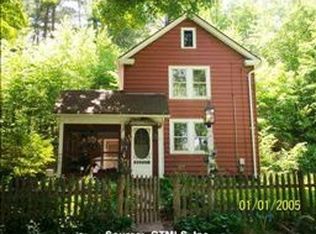 18 Bickford St, Simsbury, CT 06070