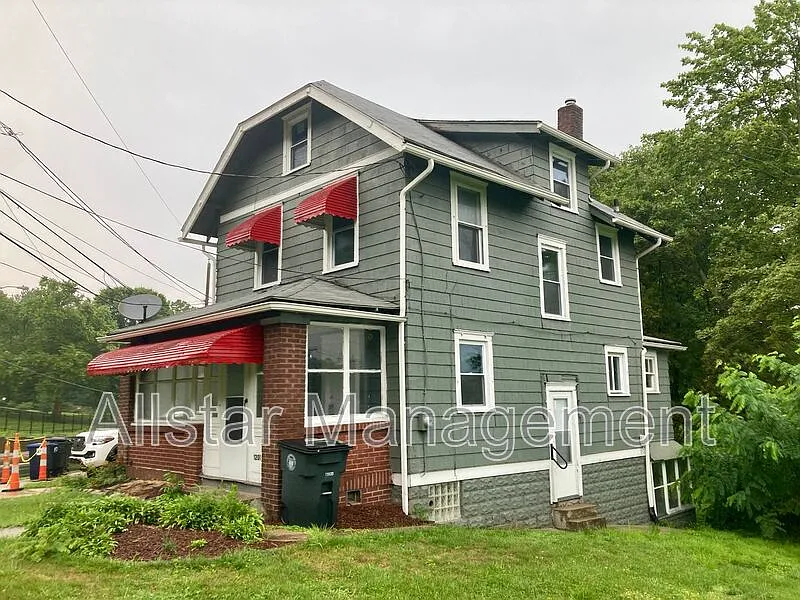 1201 East Ave