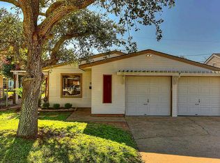 119 Tarpon Ave, Galveston, TX 77550