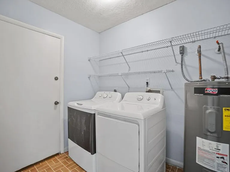 4128 Chestnut Ave — Photo 24