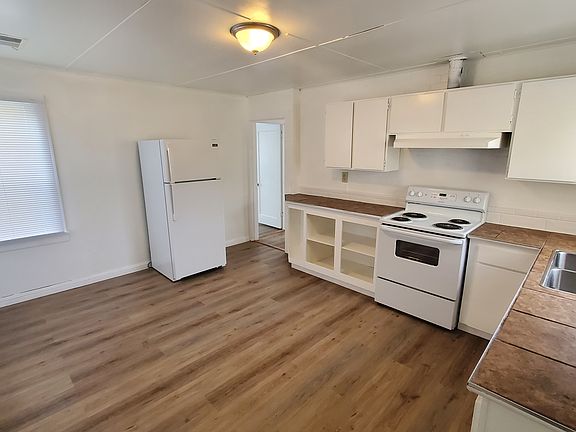4th image of 406 Ocean Ave