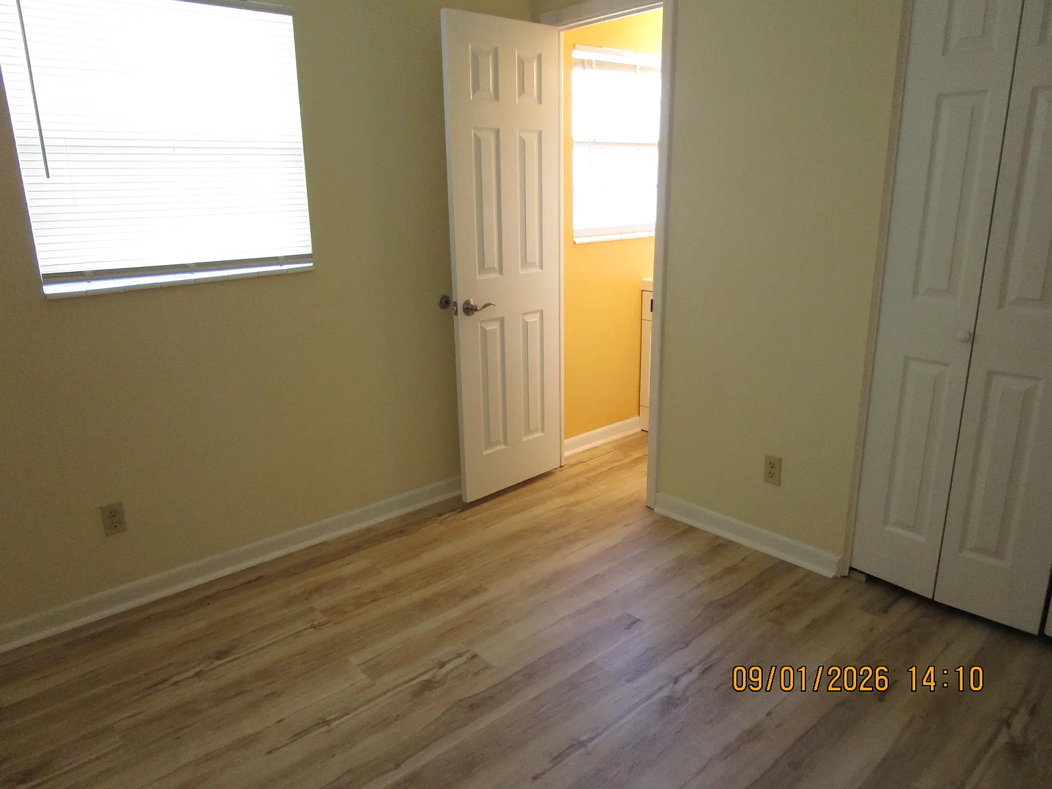 3 bed, 1.5 bath, 864 sqft, $1,195 — Photo 4