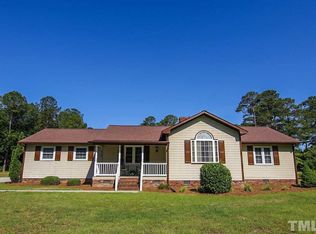 135 Ormond Ln, Selma, NC 27576