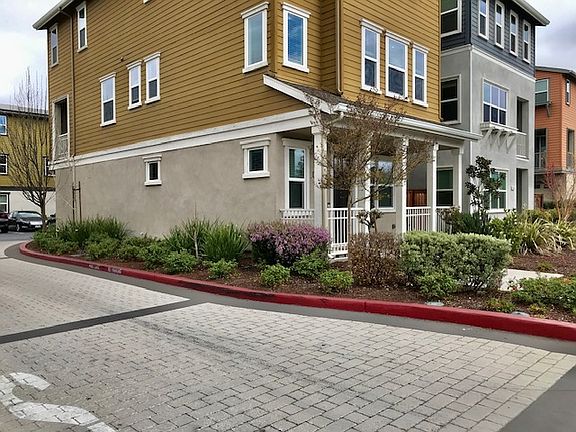 2nd image of 939 Phelan Ave