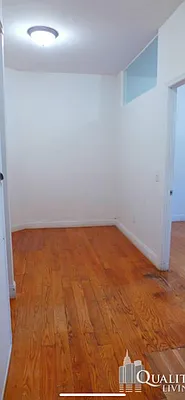 Rented by (Legacy) NY Quality Living Uptown | media 10