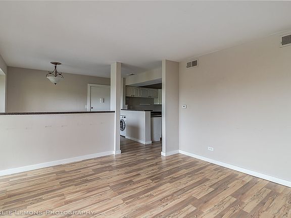 5th image of 5530 E Lake Dr APT E