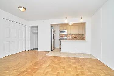 Rented by Living New York