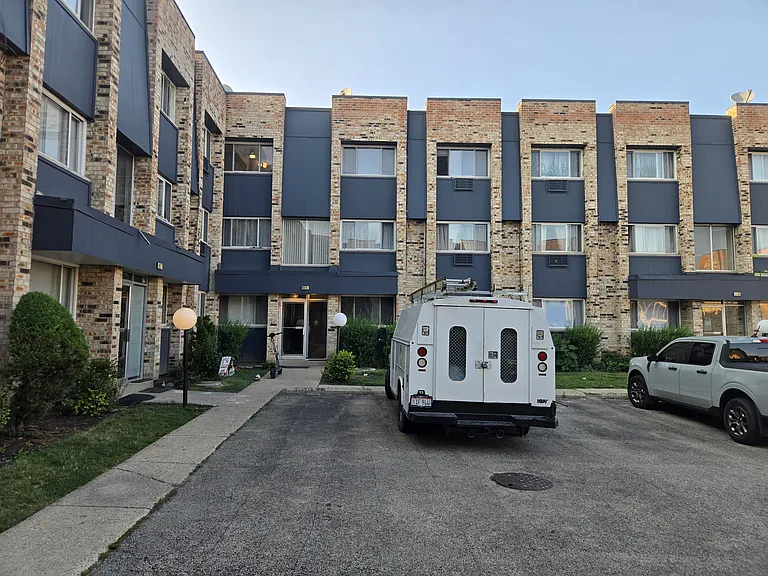 8655 1/2 W Foster Ave #3B — Photo 8