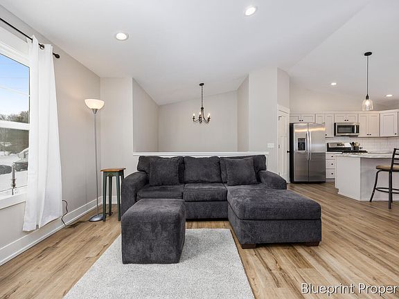 5th image of 3445 Gray Fox Ln