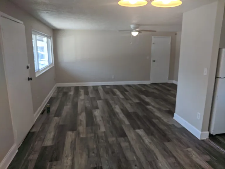 3855 Endover Rd — Photo 3