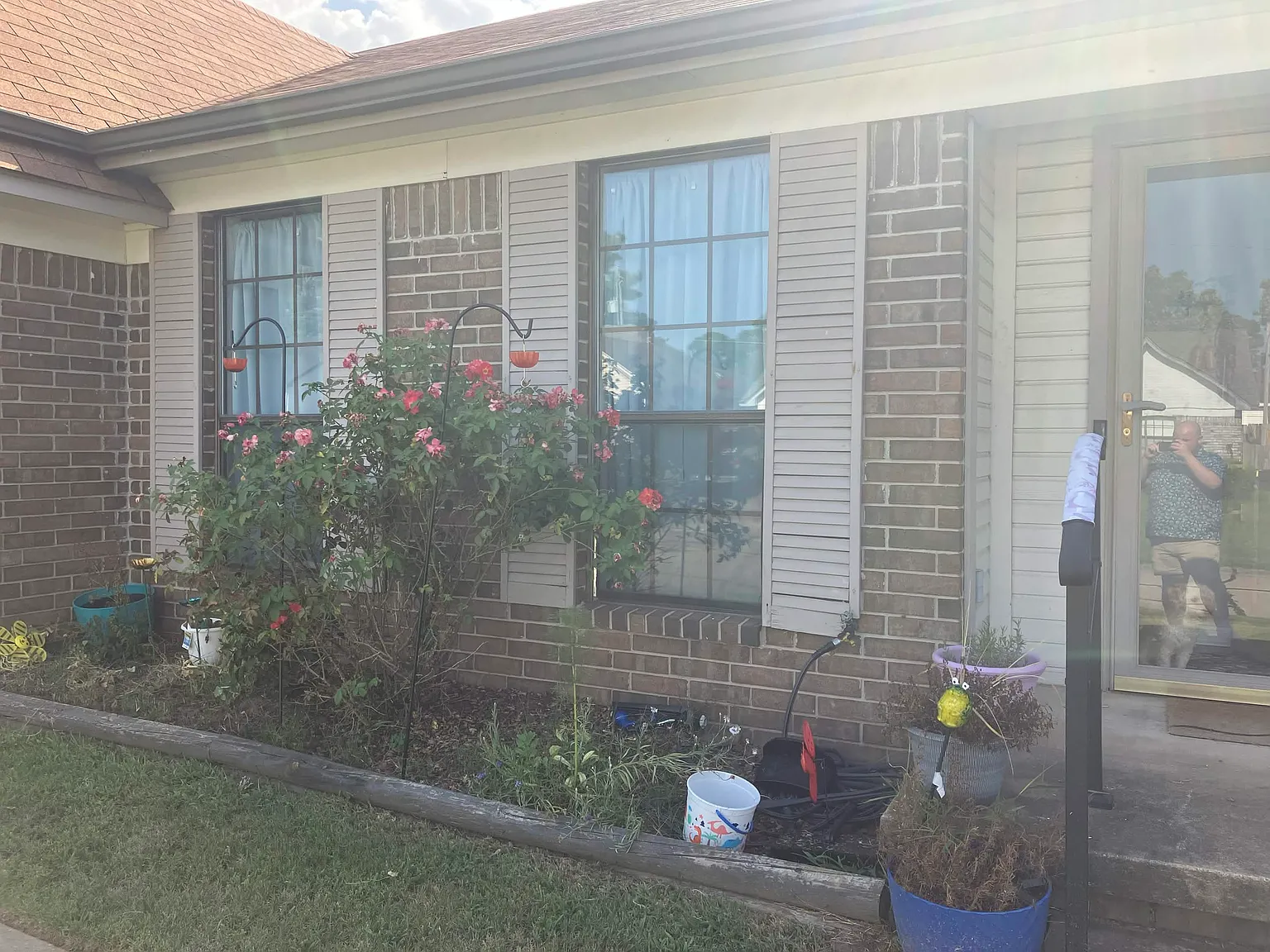 3 bed, 1.5 bath, 1176 sqft, $650 — Photo 2