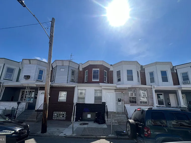 254 W Sheldon St — Photo 1