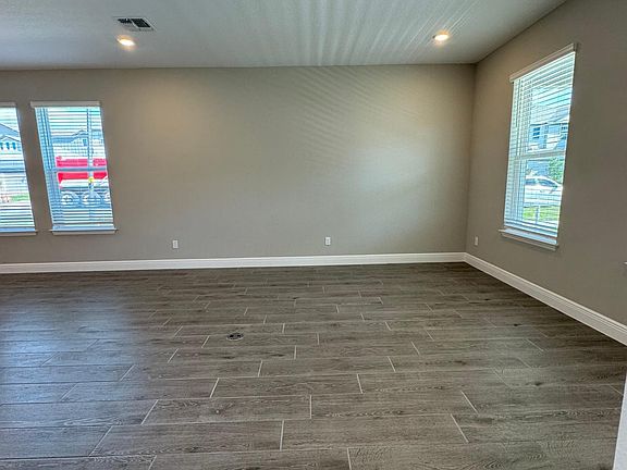 5th image of 4707 Abbeywood Aly