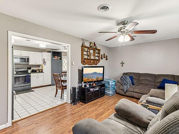 5th image of 1513 Bellwood Dr