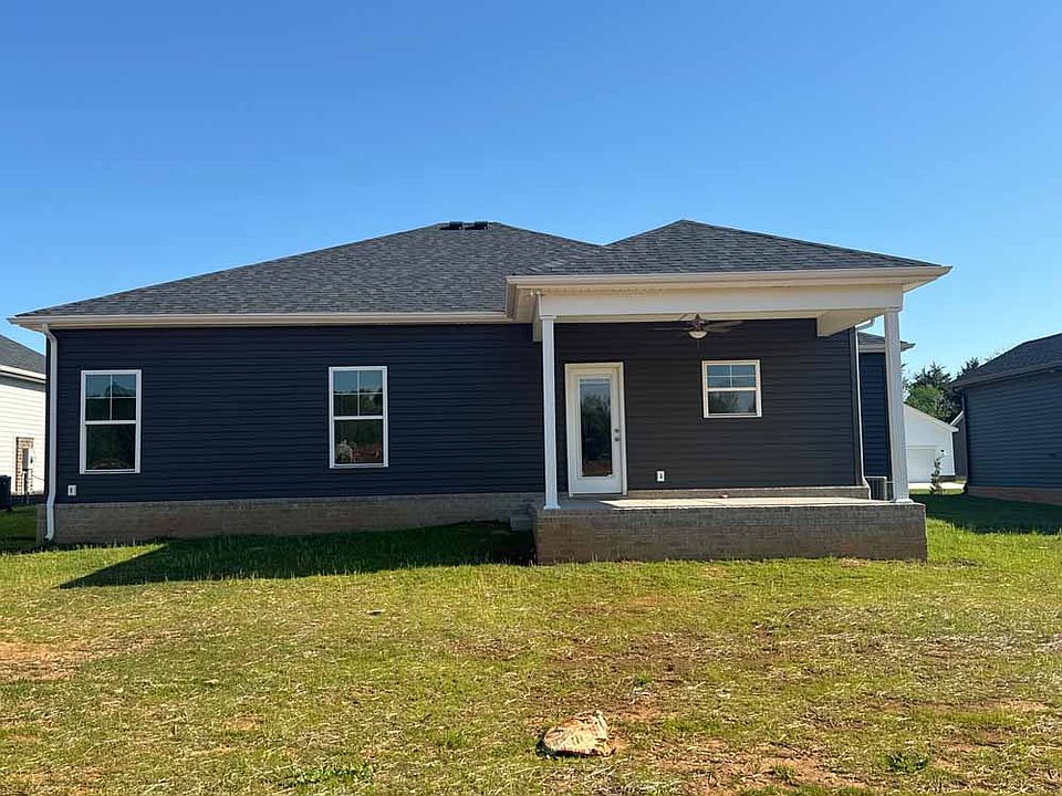 2nd image of 2673 Cedrus Ave