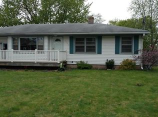 4041 Lester Ave NE, Grand Rapids, MI 49525