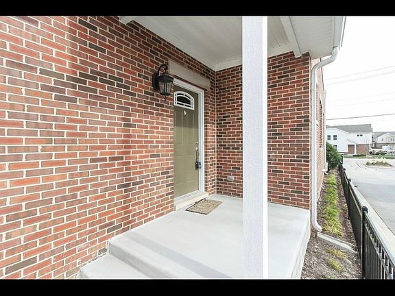 3rd image of 2363 Newberry Ln