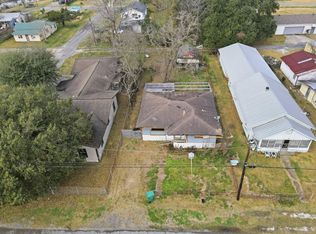 1308 14th St, Orange, TX 77630