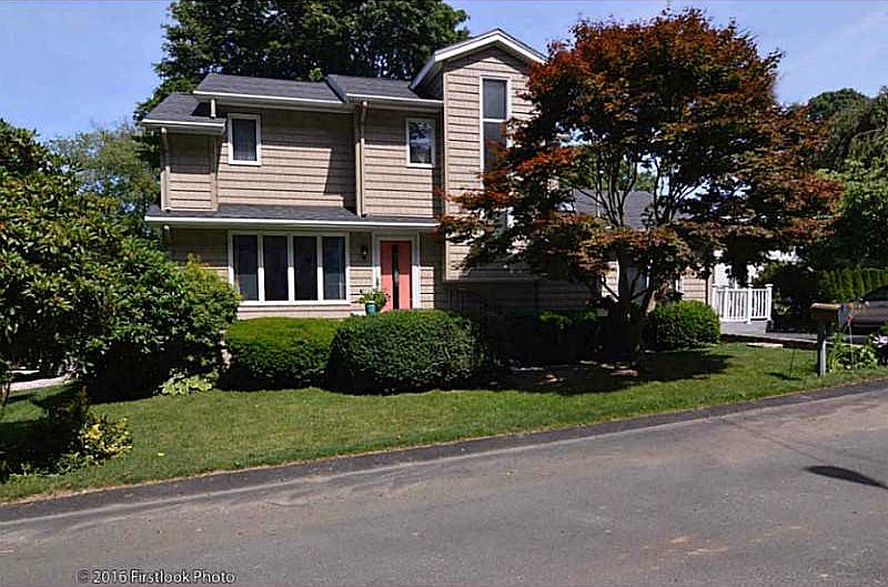 1st image of 8 Roseland Ave