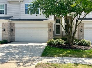 1511 Yellowstone Dr, Streamwood, IL 60107
