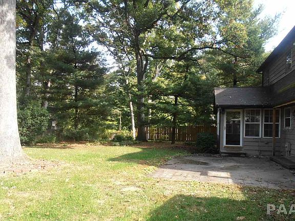 4th image of 925 W Shorewood Ct