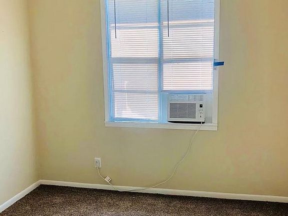 5th image of 2300 Plum St #2300