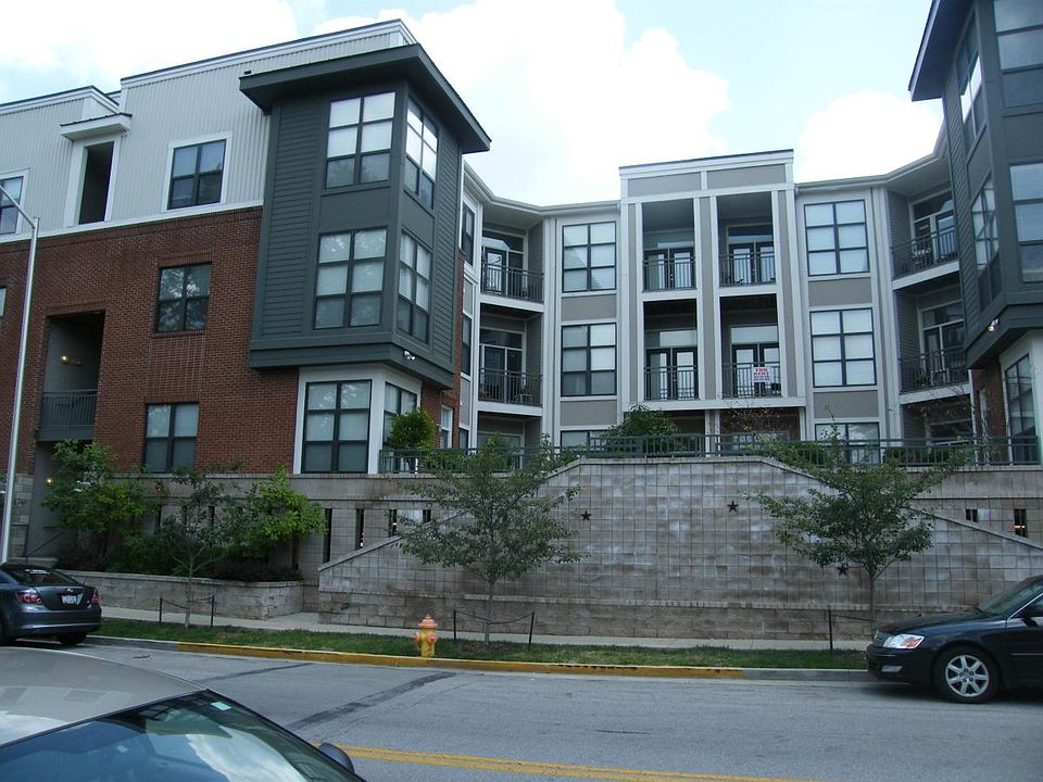 Exterior 250 South Martin Luther King