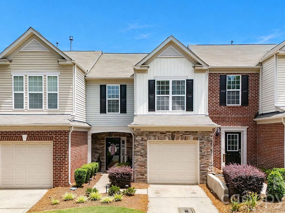 1st image of 2429 Diplomat Ln