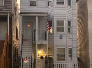 8710 S Buffalo Ave, Chicago, IL 60617