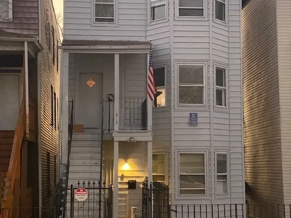 8710 S Buffalo Ave, Chicago, IL 60617